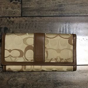 Coach wallet